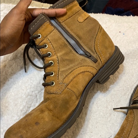 Men’s Clark’s boots - Picture 2 of 5